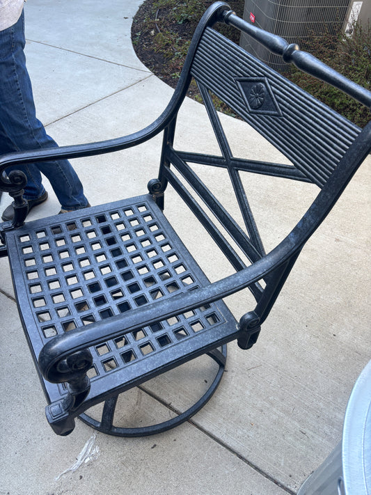 Outdoor Swivel Chairs