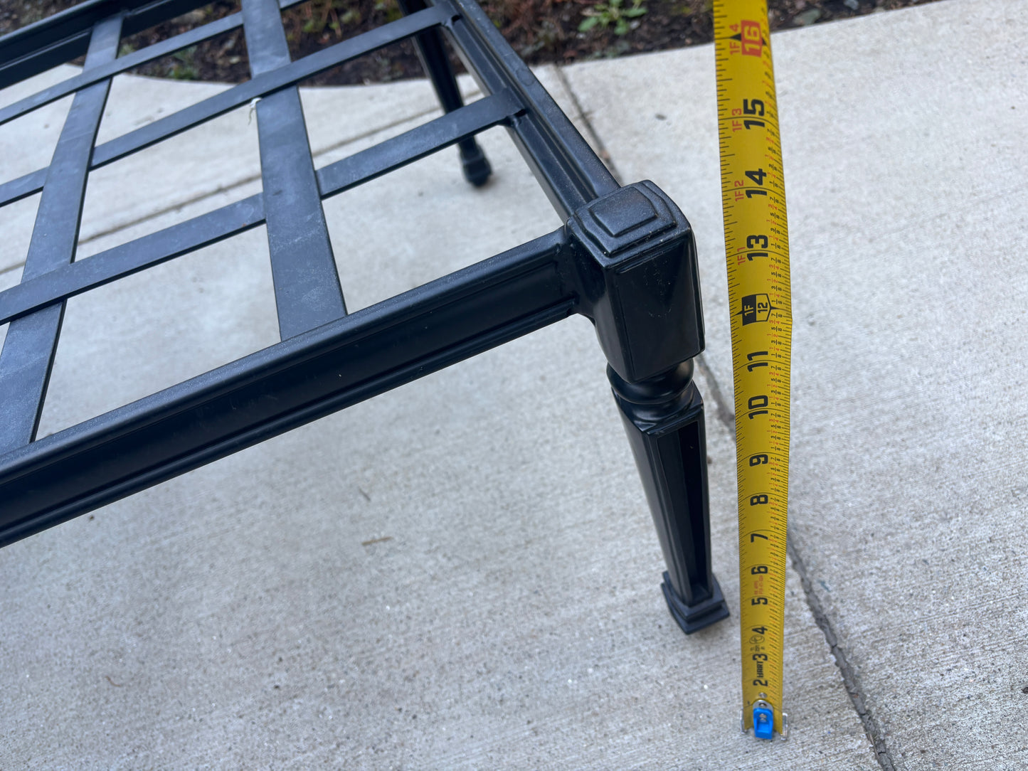 Outdoor Lounge Chair