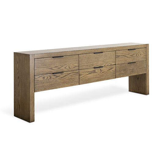 Quinten Credenza